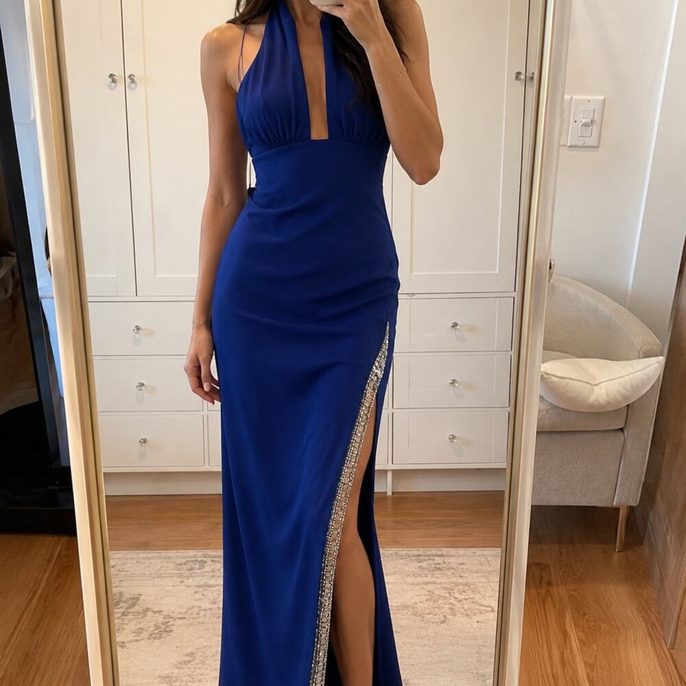 Mac Duggal Royal Blue Embellished Halter Gown Size 6 NWT 42053